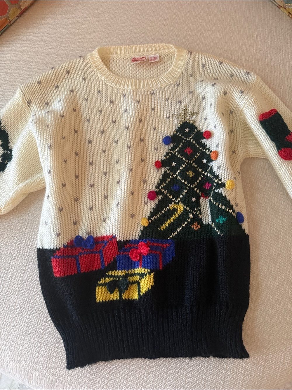Vintage Fetagetti Christmas Sweater